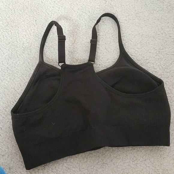 COPY - $30 for 2 NWOT Champion padded sports bra tops XS - Picture 3 of 9